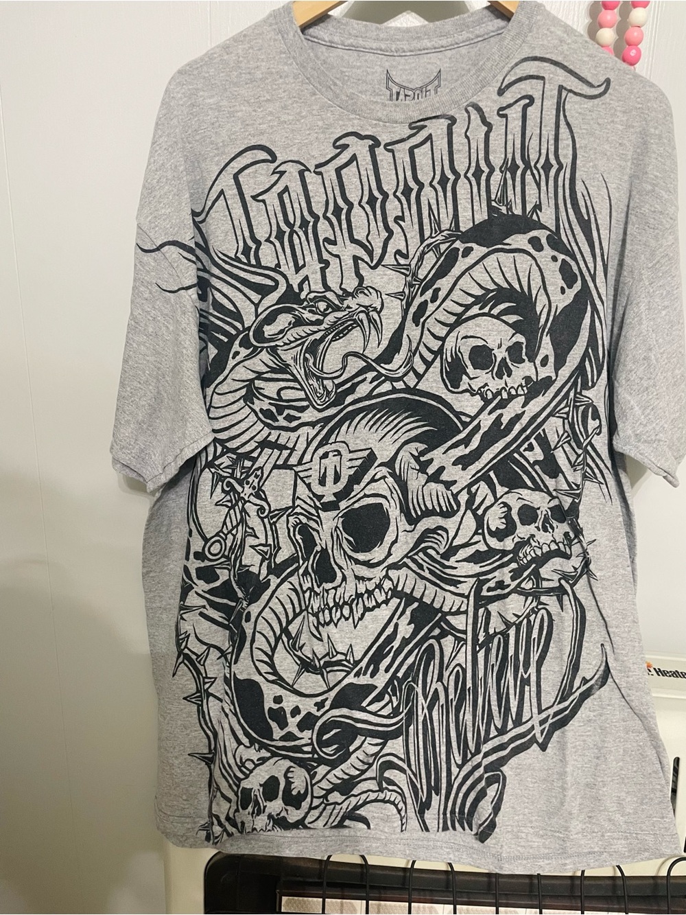 Tapout Gray Short Sleeve Tee with Black Skull & Snake Graphic